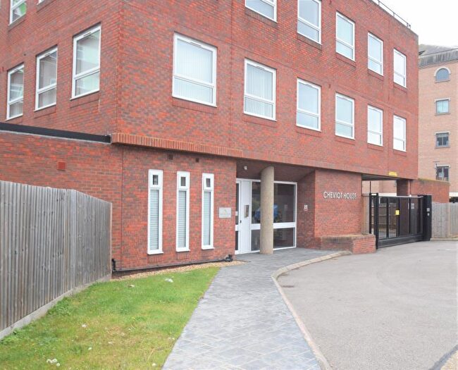 1 Bedroom Flat To Rent In Cheviot House, Baxter Avenue, Southend-on-Sea, Essex, SS2