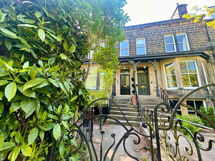 1 Bedroom Flat To Rent In Yewbank Terrace, Ilkley, West Yorkshire, LS29
