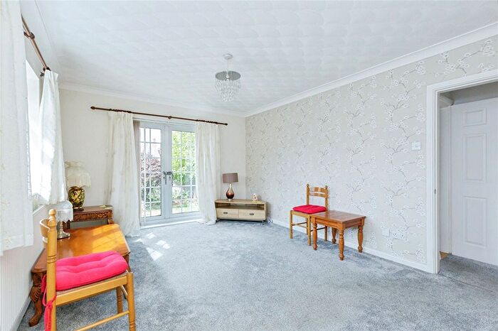 2 Bedroom Bungalow For Sale In Griffin Close, Thurmaston, Leicester, Leicestershire, LE4