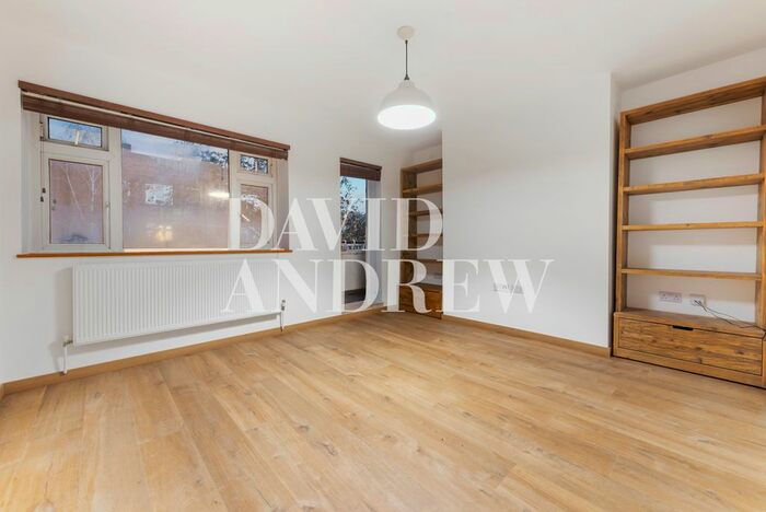 2 Bedroom Flat To Rent In Marquis Road, London, N4