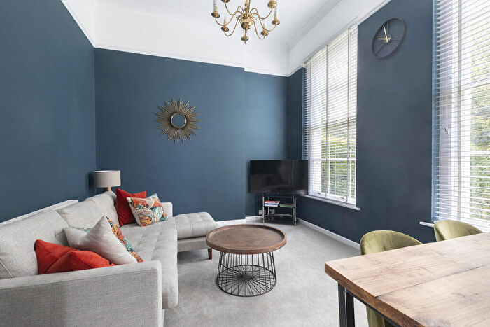 2 Bedroom Apartment To Rent In Battledown Approach, Cheltenham, GL52