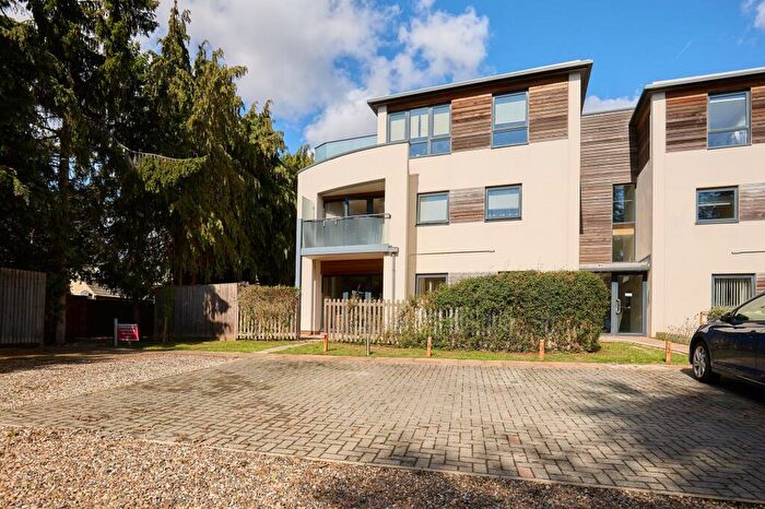 2 Bedroom Apartment For Sale In Curbridge Road, Witney, OX29