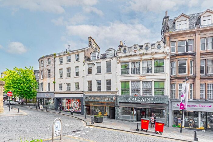 3 Bedroom Flat To Rent In King Street, Stirling Town, Stirling, FK8