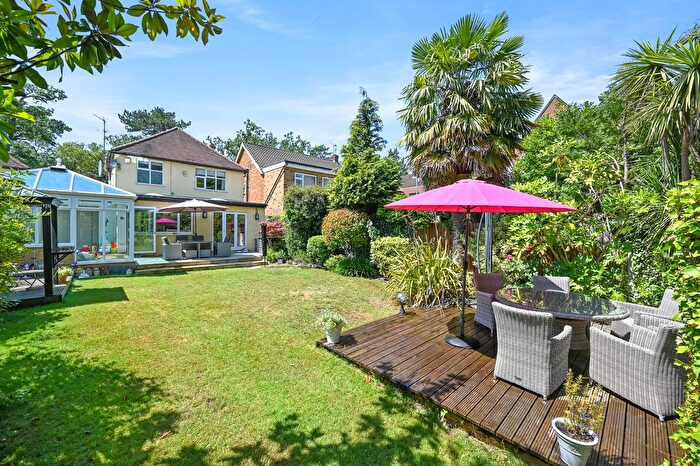 4 Bedroom Detached House For Sale In Brookshill, Harrow, HA3