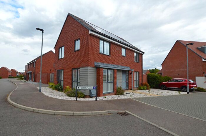 4 Bedroom Detached House For Sale In Hepher Close, Wootton, MK43