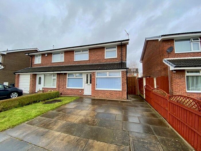 4 Bedroom Semi-Detached House To Rent In Sangness Drive, Southport, Merseyside., PR8
