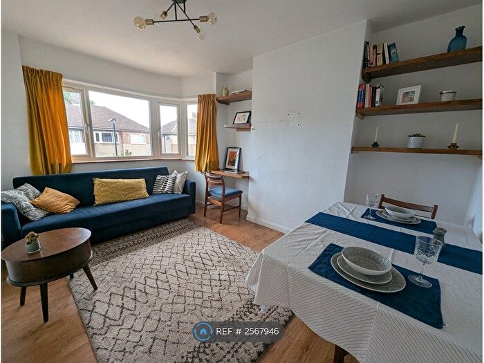 2 Bedroom Maisonette To Rent In Redfern Avenue, Whitton, TW4