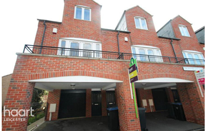 2 Bedroom Terraced House To Rent In Telford Way, Leicester, LE5