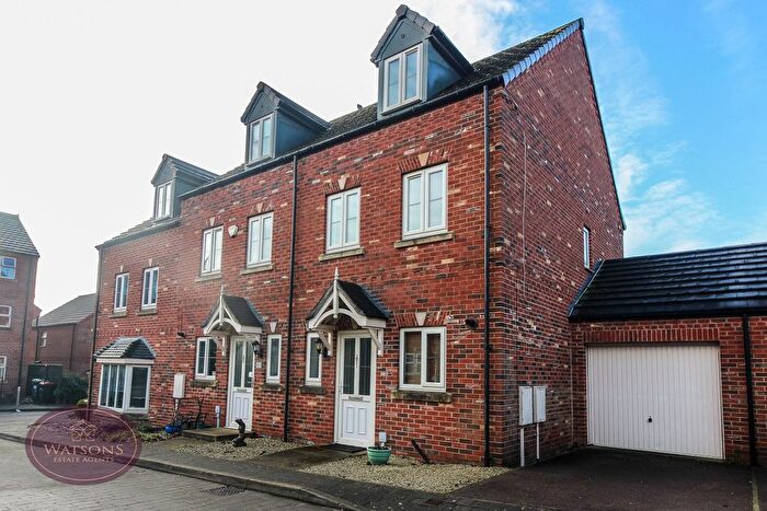 3 Bedroom Semi Detached House For Sale In Levertons Place, Hucknall, Nottingham, NG15