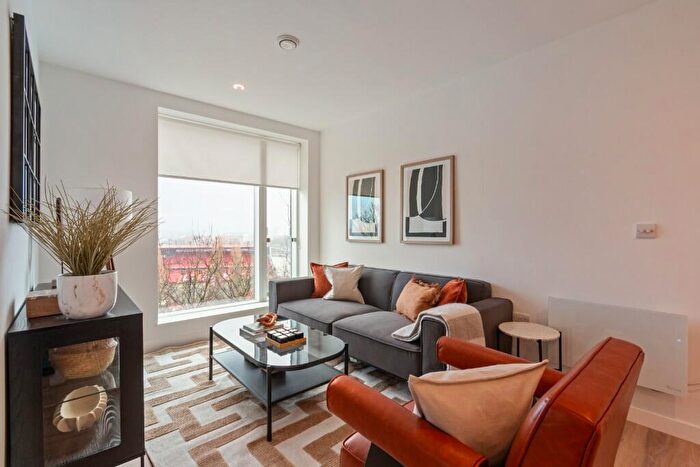 2 Bedroom Flat To Rent In The Heights, Charlton, SE7