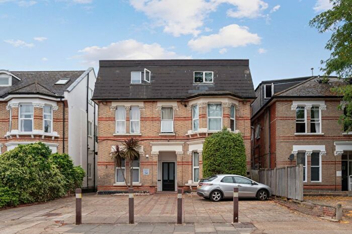 Property To Rent In Amber Court, The Avenue, Surbiton, KT5