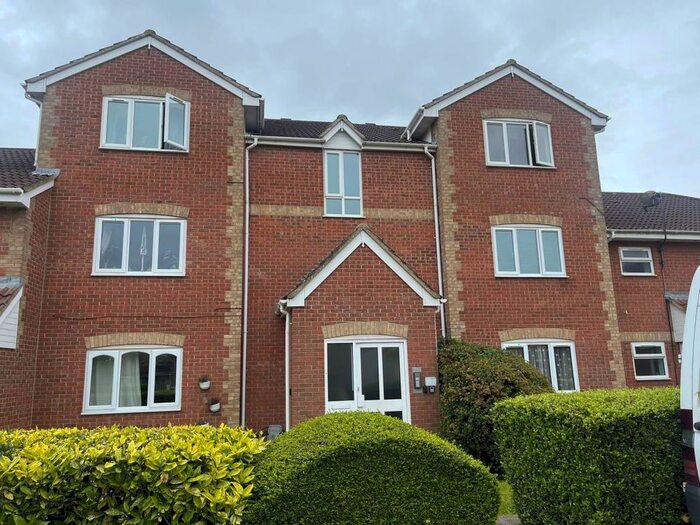 2 Bedroom Flat To Rent In Great Meadow Road, Bradley Stoke, Bristol, BS32
