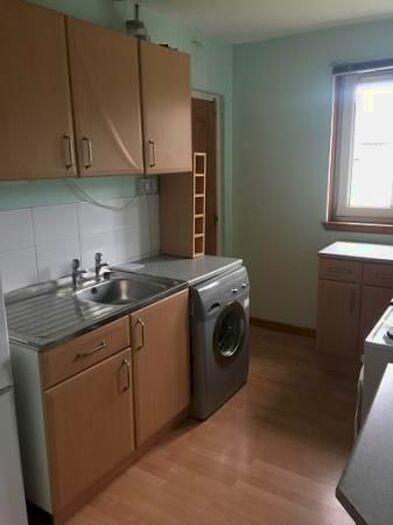 2 Bedroom Flat To Rent In Morrison Drive, Aberdeen, AB10