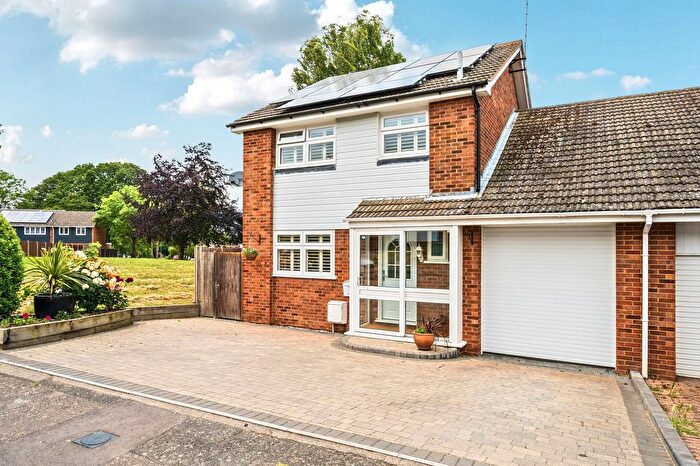 4 Bedroom Semi-Detached House For Sale In Brewer Road, Cliffe Woods, Rochester, Kent., ME3