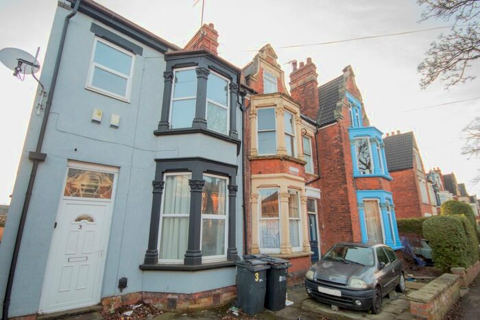 4 Bedroom Semi-Detached House To Rent In Ella Street, Hull HU5