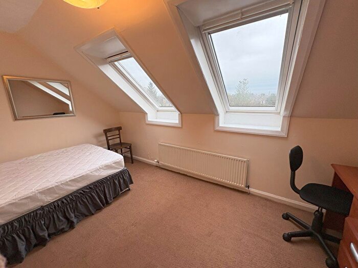 4 Bedroom Maisonette To Rent In Union Street, Stirling, FK8