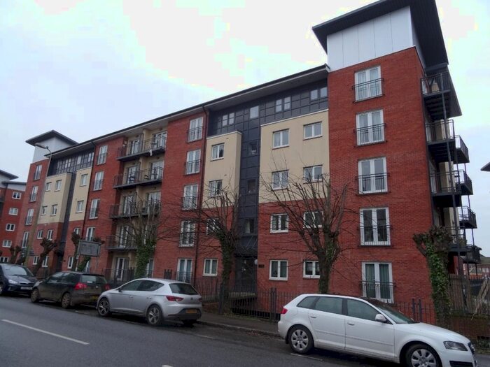 2 Bedroom Flat To Rent In New North Road, Exeter, EX4