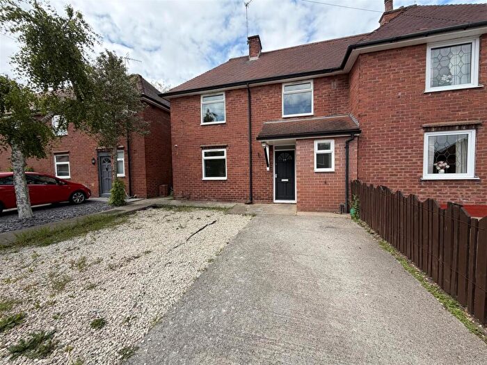 2 Bedroom Semi-Detached House For Sale In Maltby Road, Mansfield, NG18