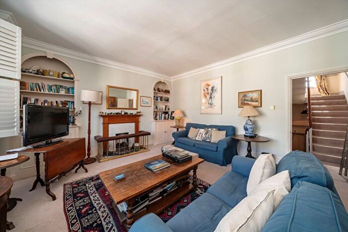 4 Bedroom Maisonette For Sale In Sussex Street, Pimlico, SW1V