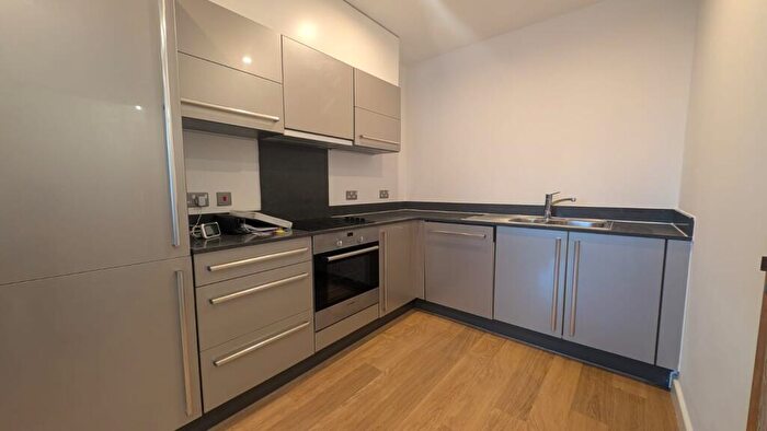 1 Bedroom Apartment To Rent In Coral Apartments, Salton Square, Tower Hamlets, London, E14
