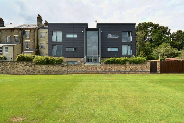 1 Bedroom Studio To Rent In Clare Road, Cambridge, CB3