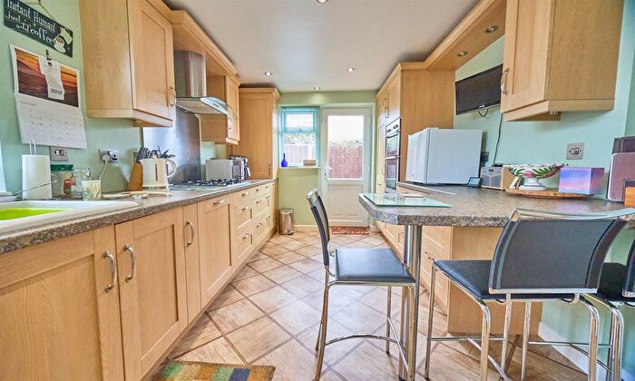 2 Bedroom Detached Bungalow For Sale In Hazel Way, Barwell, Leicester, LE9