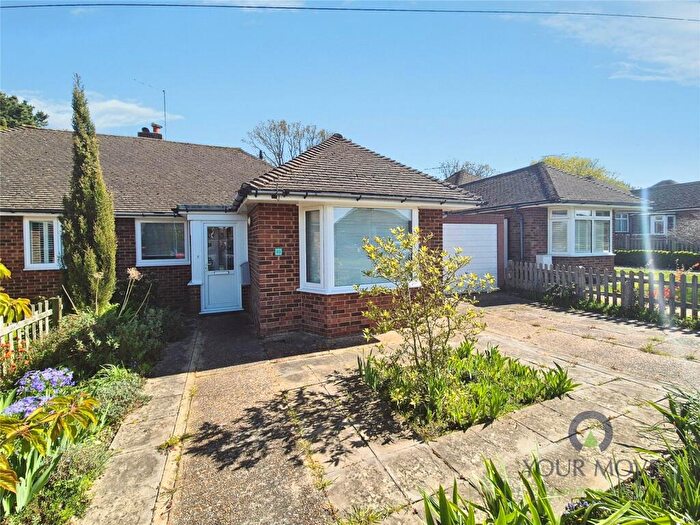 2 Bedroom Bungalow For Sale In Brightling Road, Polegate, East Sussex, BN26