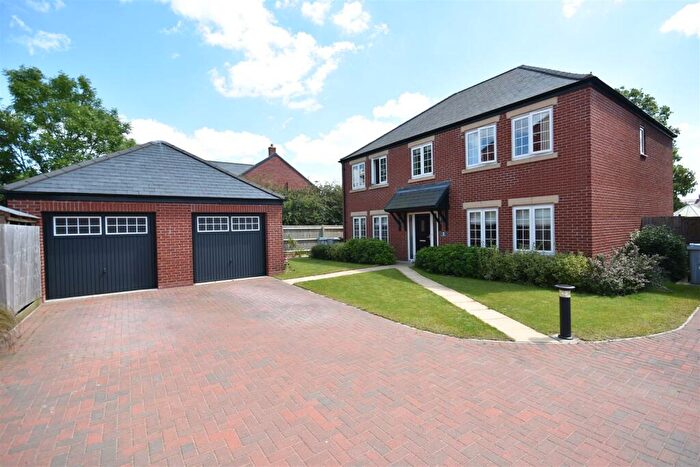 5 Bedroom Detached House For Sale In Frederick Close, Sutton On Trent, Newark, NG23