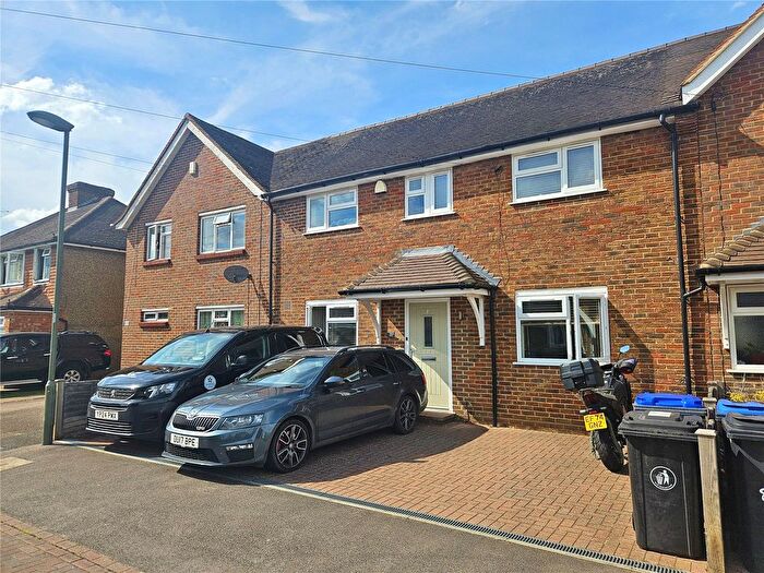 4 Bedroom Terraced House To Rent In Rydens Way, Old Woking, Woking, Surrey, GU22