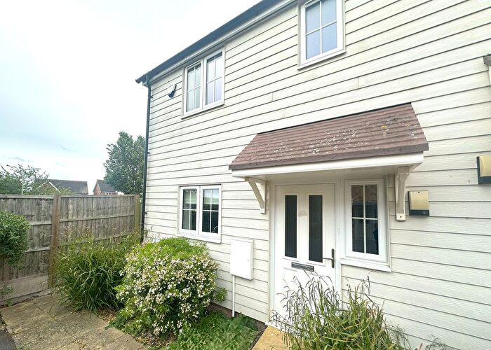 3 Bedroom Semi-Detached House To Rent In Aurum Close, Whitstable, CT5