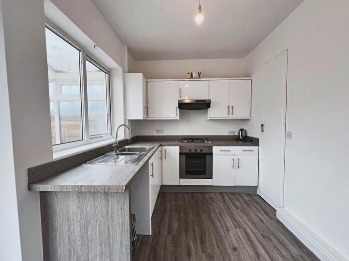 2 Bedroom Semi-Detached House For Sale In Leigh Road, Worsley, M28