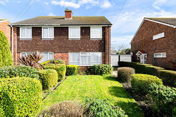 3 Bedroom Semi Detached House For Sale In Walton Manor Close, Folkestone, CT19