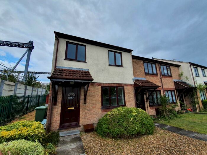 3 Bedroom House To Rent In New Road, Stoke Gifford, Bristol, BS34