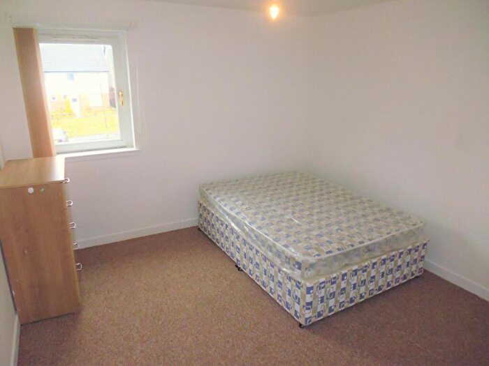 2 Bedroom Apartment To Rent In Hamiltonhill Gardens, Glasgow, G22