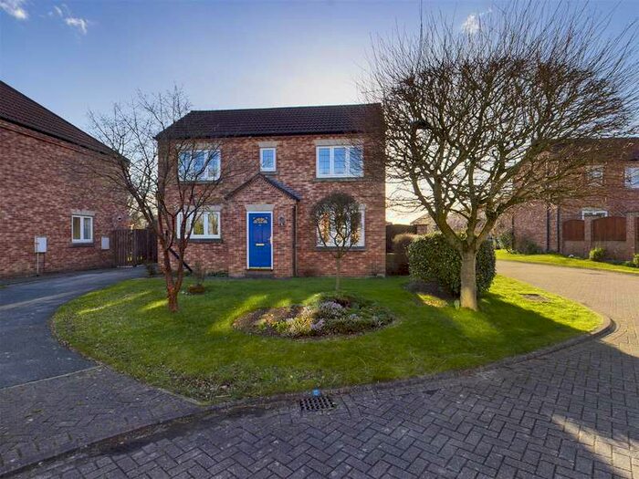 3 Bedroom House For Sale In St. Quintin Field, Nafferton, Driffield, YO25