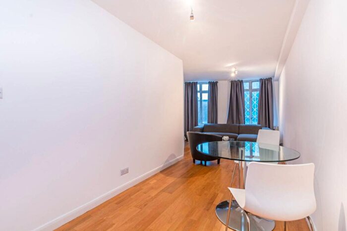 2 Bedroom Flat To Rent In Euston Road, Fitzrovia, London, NW1
