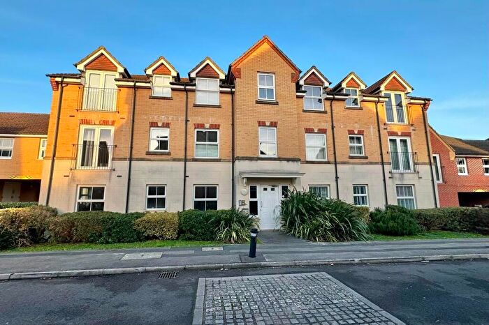 1 Bedroom Flat For Sale In Sunlight Gardens, Fareham, PO15