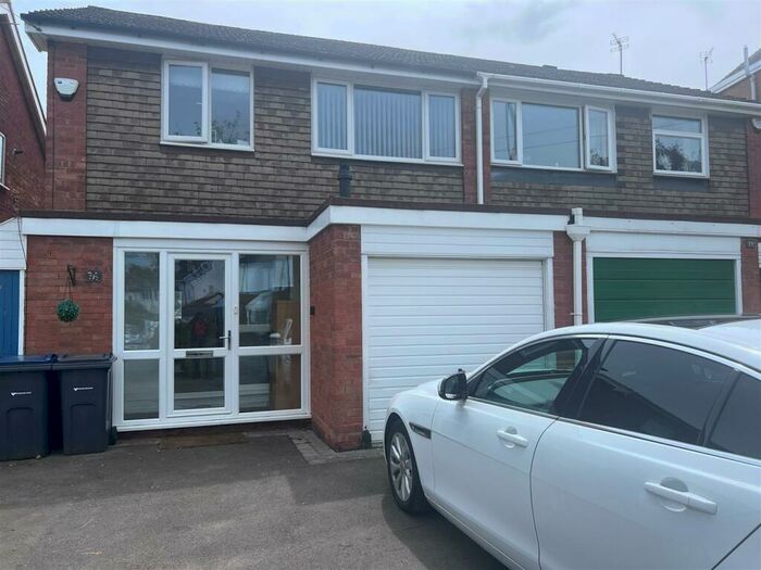 3 Bedroom House To Rent In Woodthorpe Road, Kings Heath, Birmingham, B14