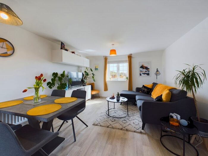 2 Bedroom Flat To Rent In Harrier Way, Hardwicke, Gloucester, Gloucestershire, GL2