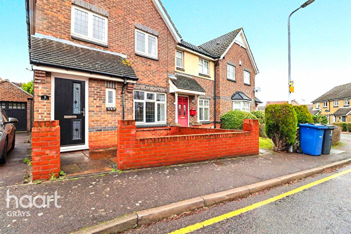 3 Bedroom Terraced House To Rent In Frances Avenue, Grays, RM16