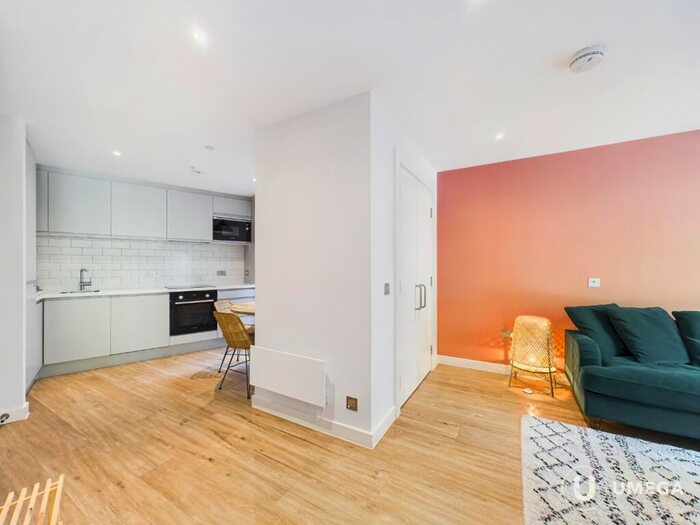 Studio To Rent In Kings Stables Road, Grassmarket, Edinburgh, EH1