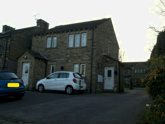 1 Bedroom Apartment To Rent In Towngate, Highburton, HD8