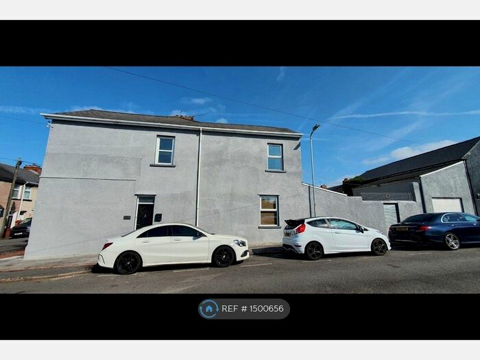 4 Bedroom End Of Terrace House To Rent In Stockton Road, Newport, NP19