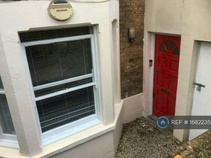 1 Bedroom Flat To Rent In Stoke Newington, London, N16