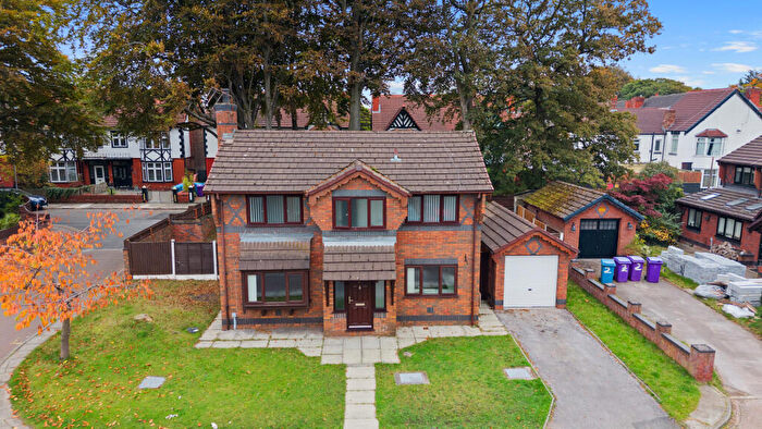 4 Bedroom Detached House For Sale In Bankfield Court, Liverpool, Merseyside, L13