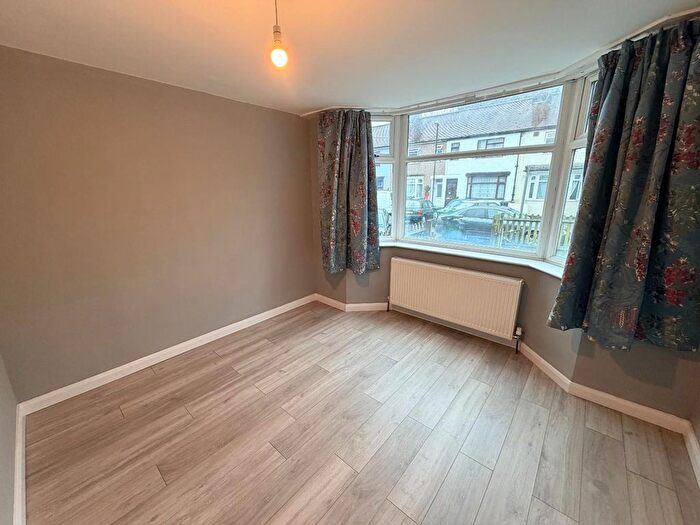 3 Bedroom End Of Terrace House To Rent In Marion Road, Coventry, CV6