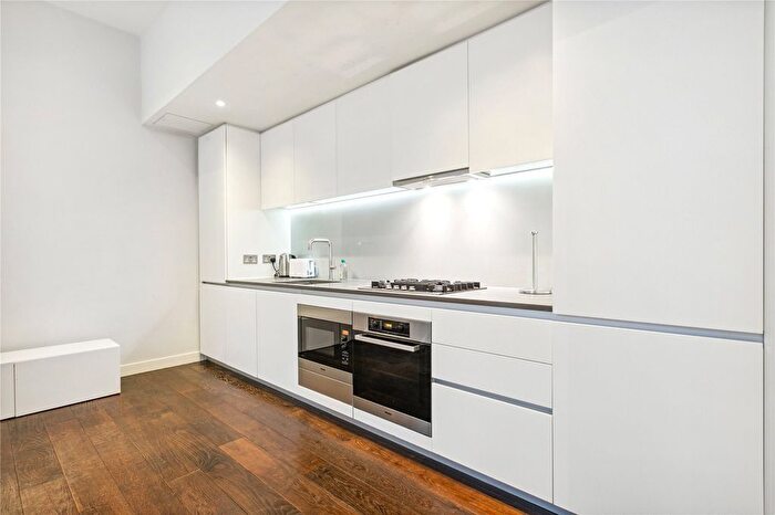 1 Bedroom Flat To Rent In Picton Place, South Marylebone, W1U
