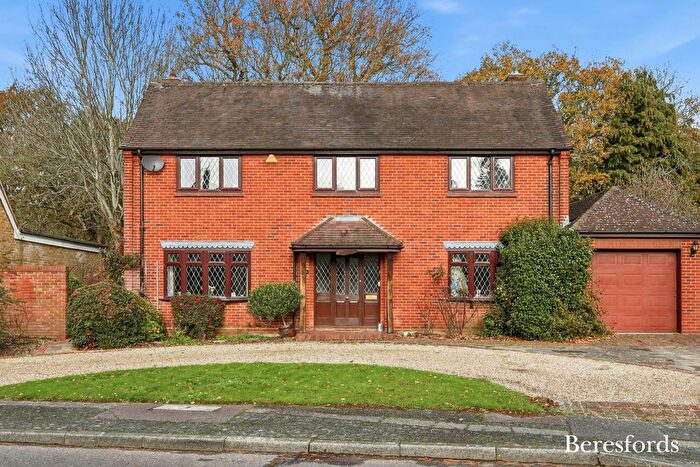 4 Bedroom Detached House For Sale In Willow Green, Ingatestone, CM4