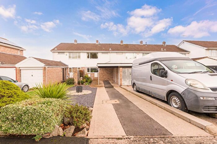 3 Bedroom Terraced House For Sale In Duchess Way, Stapleton, BS16