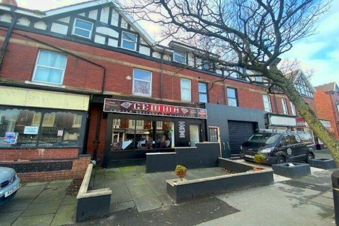 2 Bedroom Flat To Rent In St. Davids Road South, Lytham St. Annes FY8